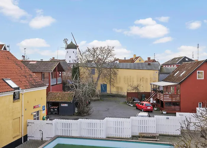 Апартаменты Amazing In With Wifi Гудхайм